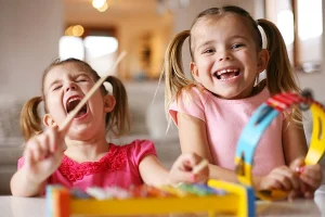 رشد هیجانی و اجتماعی کودک